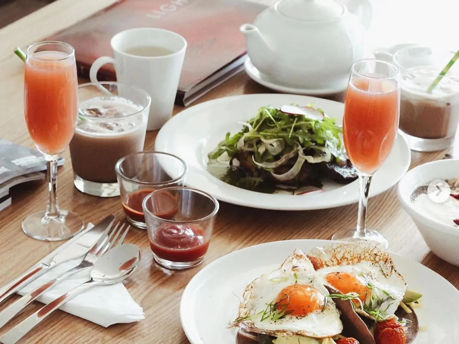 Breakfast at Lamont’s Smiths Beach, photograph 5
