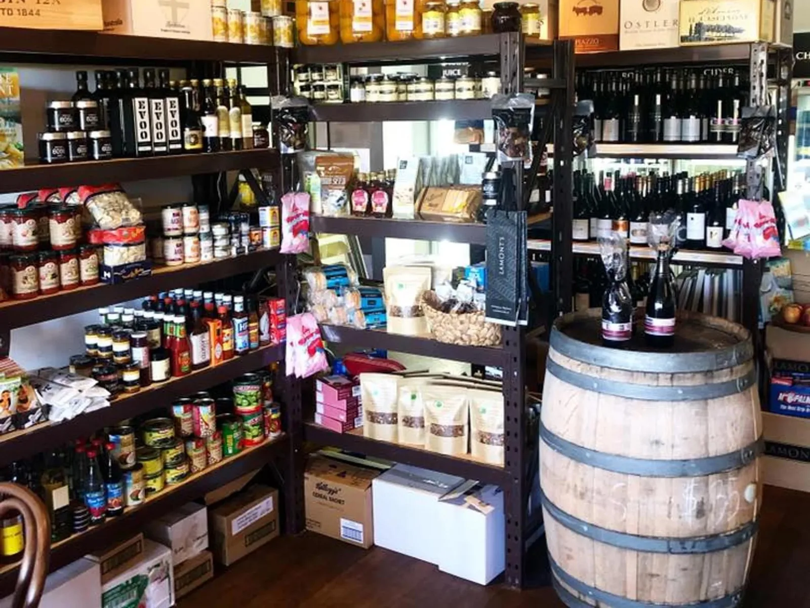 Lamont’s Restaurant & Gourmet Deli, photograph 5