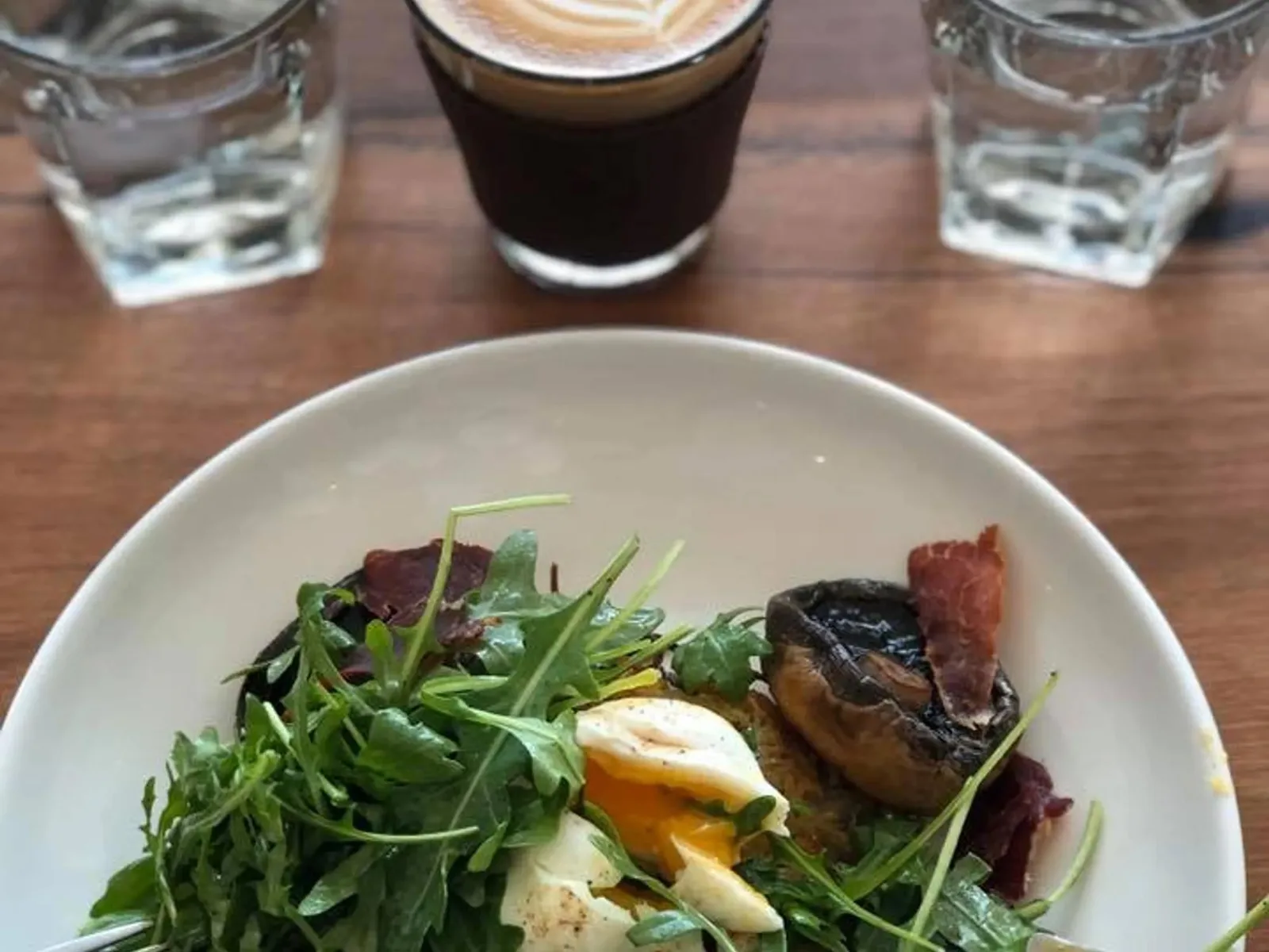 Breakfast at Lamont’s Smiths Beach, photograph 4